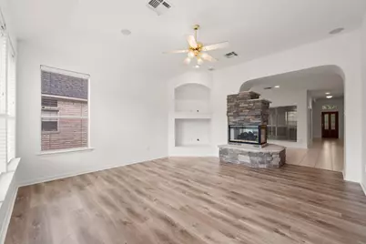 167 N Whistlers Bend Circle, Conroe, TX 77384 - Photo 9