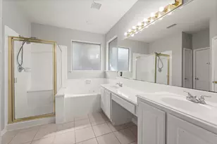 167 N Whistlers Bend Cir, Conroe, TX 77384 - Photo 25