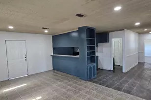 206 Raymac St, Houston, TX 77037 - Photo 5