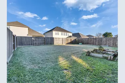 2750 Villa Bella Court, League City, TX 77573 - Photo 33