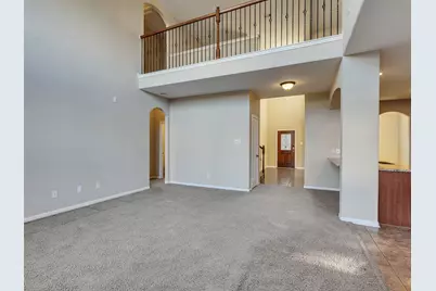 2750 Villa Bella Court, League City, TX 77573 - Photo 13