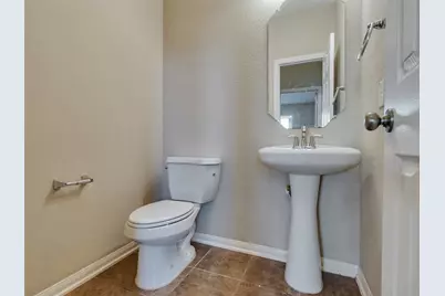 2750 Villa Bella Court, League City, TX 77573 - Photo 19