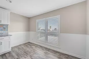 1216 Sailfish St, Bayou Vista, TX 77563 - Photo 17