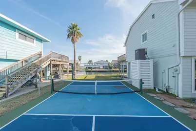 1216 Sailfish Street, Bayou Vista, TX 77563 - Photo 11