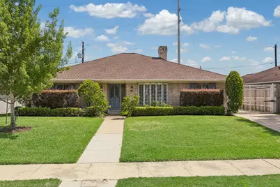 6423 Cindy Lane, Houston, TX 77008 - Photo 1