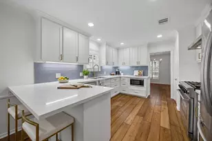6423 Cindy Ln, Houston, TX 77008 - Photo 19