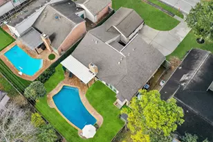 11851 Briar Forest Dr, Houston, TX 77077 - Photo 33