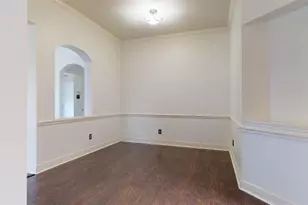 8231 Ashlawn Dr, Houston, TX 77083 - Photo 9