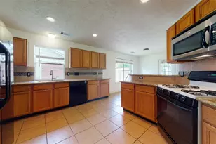 8231 Ashlawn Dr, Houston, TX 77083 - Photo 21