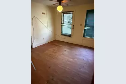 411 Sherwood Street E, Cleveland, TX 77327 - Photo 5