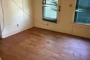 411 Sherwood Street E, Cleveland, TX 77327 - Photo 5