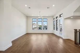 8713 Assisi Ln, Houston, TX 77055 - Photo 11