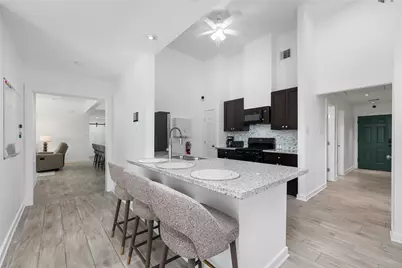 6004 Bois D Arc Street #B, Houston, TX 77087 - Photo 7