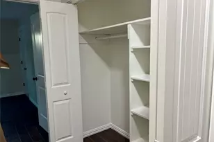 802 Victoria St, Navasota, TX 77868 - Photo 13