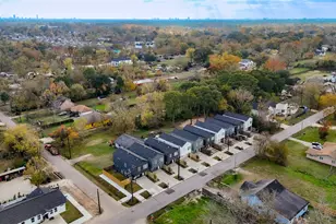 1203 Dewalt St, Houston, TX 77088 - Photo 21