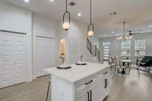 1203 Dewalt St, Houston, TX 77088 - Photo 9