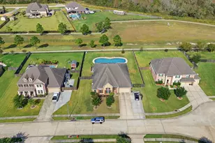 4115 Broadmoor Dr, Mont Belvieu, TX 77523 - Photo 37