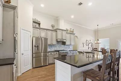 4115 Broadmoor Drive, Mont Belvieu, TX 77523 - Photo 13