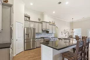 4115 Broadmoor Dr, Mont Belvieu, TX 77523 - Photo 13