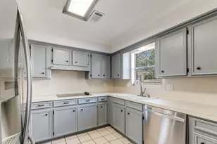 3426 Candlewisp Dr, Spring, TX 77388 - Photo 9