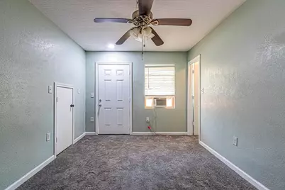 229 Bishop, Livingston, TX 77351 - Photo 21