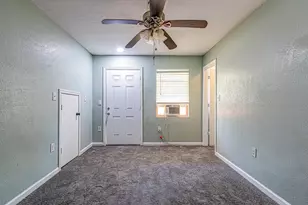 229 Bishop, Livingston, TX 77351 - Photo 21