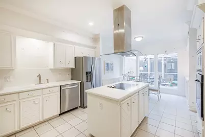 11139 Riverview Way, Houston, TX 77042 - Photo 13