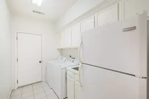 11139 Riverview Way, Houston, TX 77042 - Photo 11