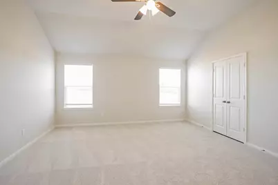 8215 Burnt Orchid Drive, Houston, TX 77016 - Photo 11