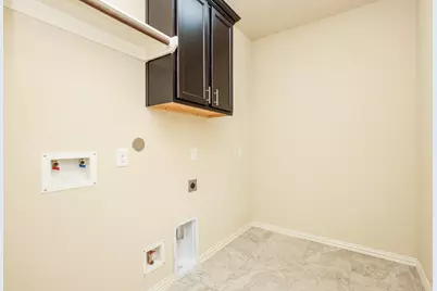 21911 Avalon Queen Drive, Spring, TX 77379 - Photo 17