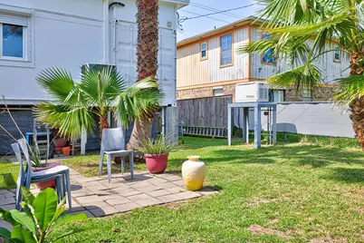 1119 Avenue L, Galveston, TX 77550 - Photo 41