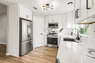 13331 Harpers Bridge Dr, Houston, TX 77041 - Photo 7