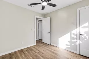 13331 Harpers Bridge Dr, Houston, TX 77041 - Photo 25