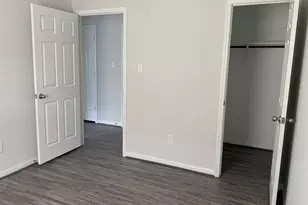 7801 Angus St, Houston, TX 77028 - Photo 9