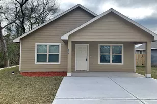 7801 Angus St, Houston, TX 77028 - Photo 1
