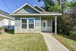 16948 W Ivanhoe, Montgomery, TX 77316 - Photo 1