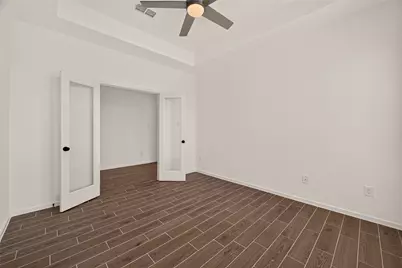 13631 Lago Vista Drive, Iowa Colony, TX 77583 - Photo 9
