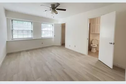 7710 Romney Road, Houston, TX 77036 - Photo 11