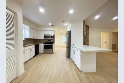 7710 Romney Road, Houston, TX 77036 - Photo 3