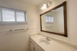 7710 Romney Rd, Houston, TX 77036 - Photo 9