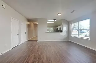 9010 York Hollow Ln, Houston, TX 77044 - Photo 5