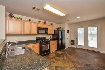 12022 Mallard Stream Street, Houston, TX 77038 - Photo 9