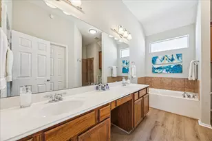 3319 Leading Point Dr, Houston, TX 77091 - Photo 13