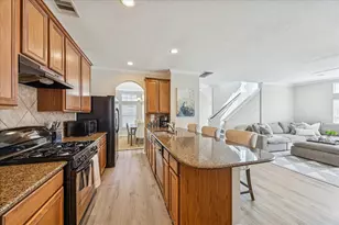 3319 Leading Point Dr, Houston, TX 77091 - Photo 11