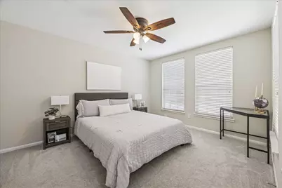 3319 Leading Point Drive, Houston, TX 77091 - Photo 17