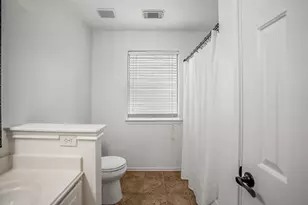 55 N Walden Elms Cir, The Woodlands, TX 77382 - Photo 25