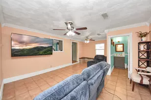 12118 Palmbeach St, Houston, TX 77034 - Photo 15