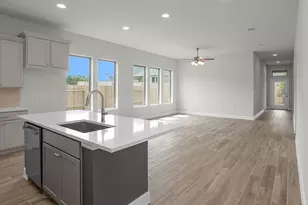 26824 Soapberry Ln, Magnolia, TX 77316 - Photo 3