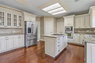 3302 Hickory Brook Ln, Kingwood, TX 77345 - Photo 3