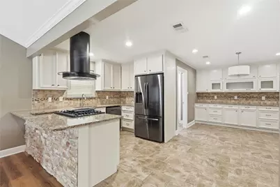 1914 Southwood Drive, Woodbranch, TX 77357 - Photo 7